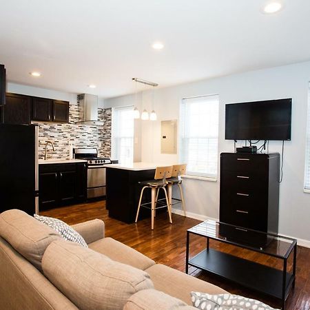 Lawrenceville Suites Pittsburgh Bagian luar foto